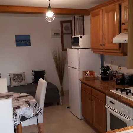 Corse Village Location Pour 2 Pers Avec Terrasse 5 Kms Des Plages * Calcatoggio (Corsica)