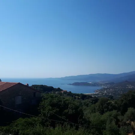 Apartment Corse Village Calcatoggio Location Pour 2 Pers Avec Terrasse 5 Kms Des Plages *
